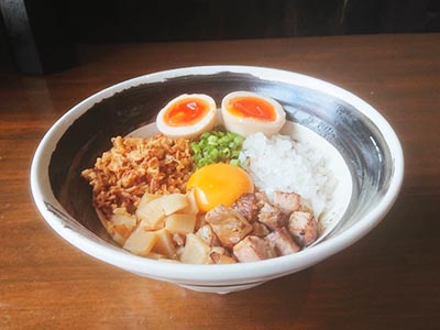 宜候 ラーメン2